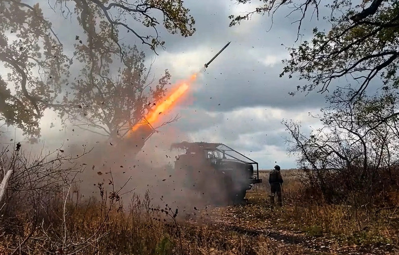 UAV và tên lửa tiếp tục đóng vai trò lớn trong các đợt tấn công giữa Nga và Ukraine. 