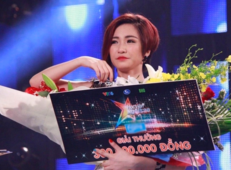 Từ quán quân Học viện Ngôi sao 2014, Hòa Minzy từng bước khẳng định vị trí trong làng nhạc Việt. 