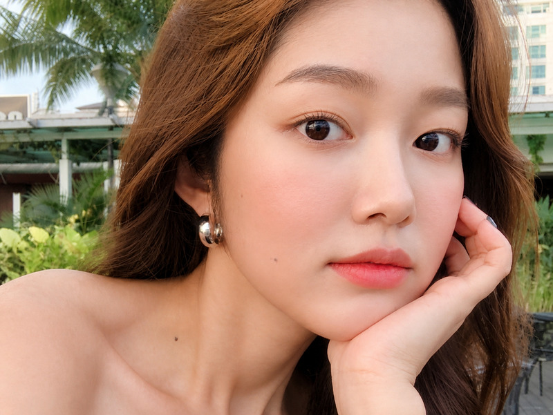 Phong cách cá nhân là yếu tố quan trọng khi chọn dáng lông mày phù hợp. 