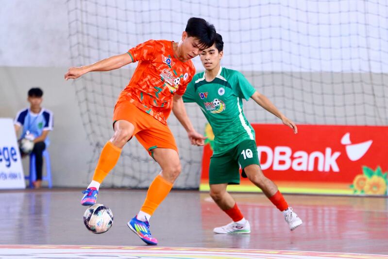 Futsal ngày càng phổ biến vì dễ tổ chức, trận đấu nhanh, hấp dẫn và phù hợp với nhiều đối tượng. 